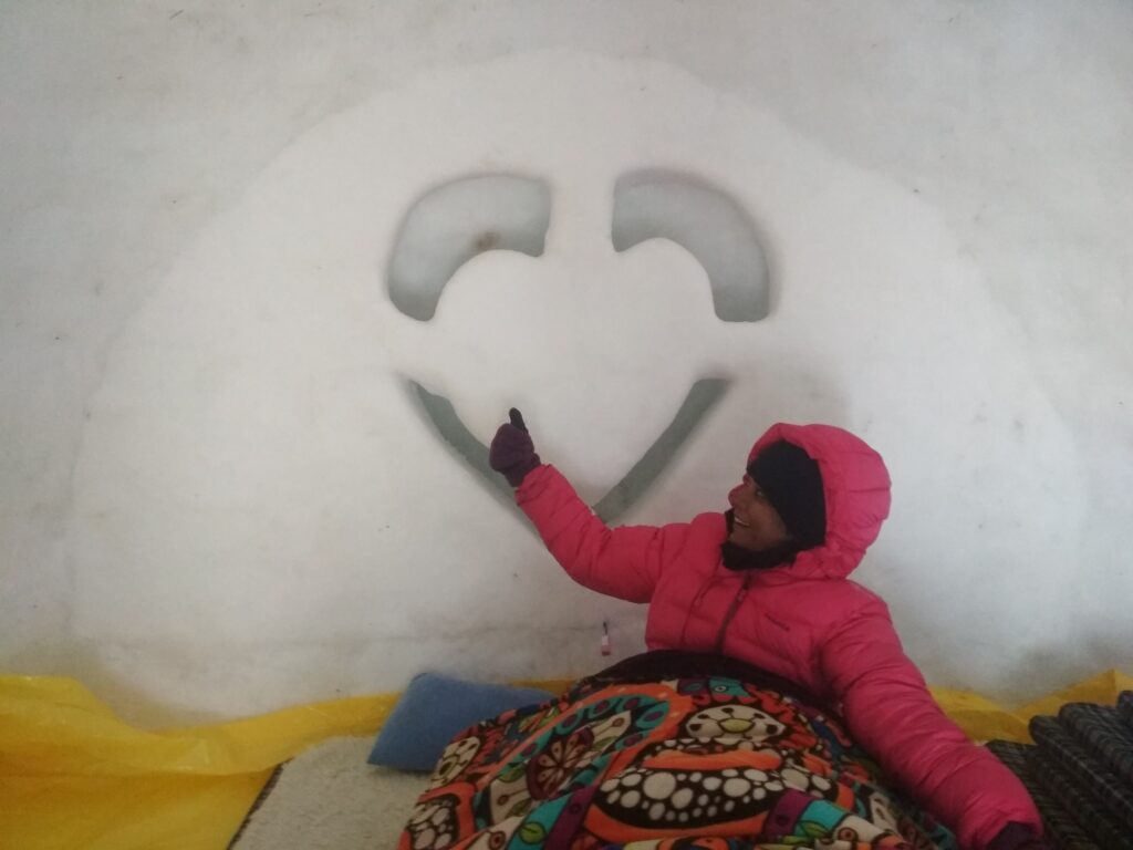 A night inside igloo, Manali, adventure igloo stay